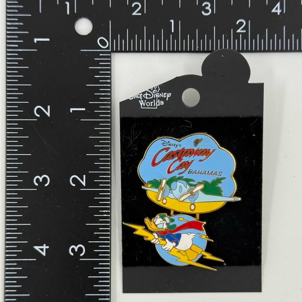Disney Pin Trading Cruise Line DCL Donal Duck‎ Flying Plane Castaway Cay 2002-04 - Picture 2 of 2